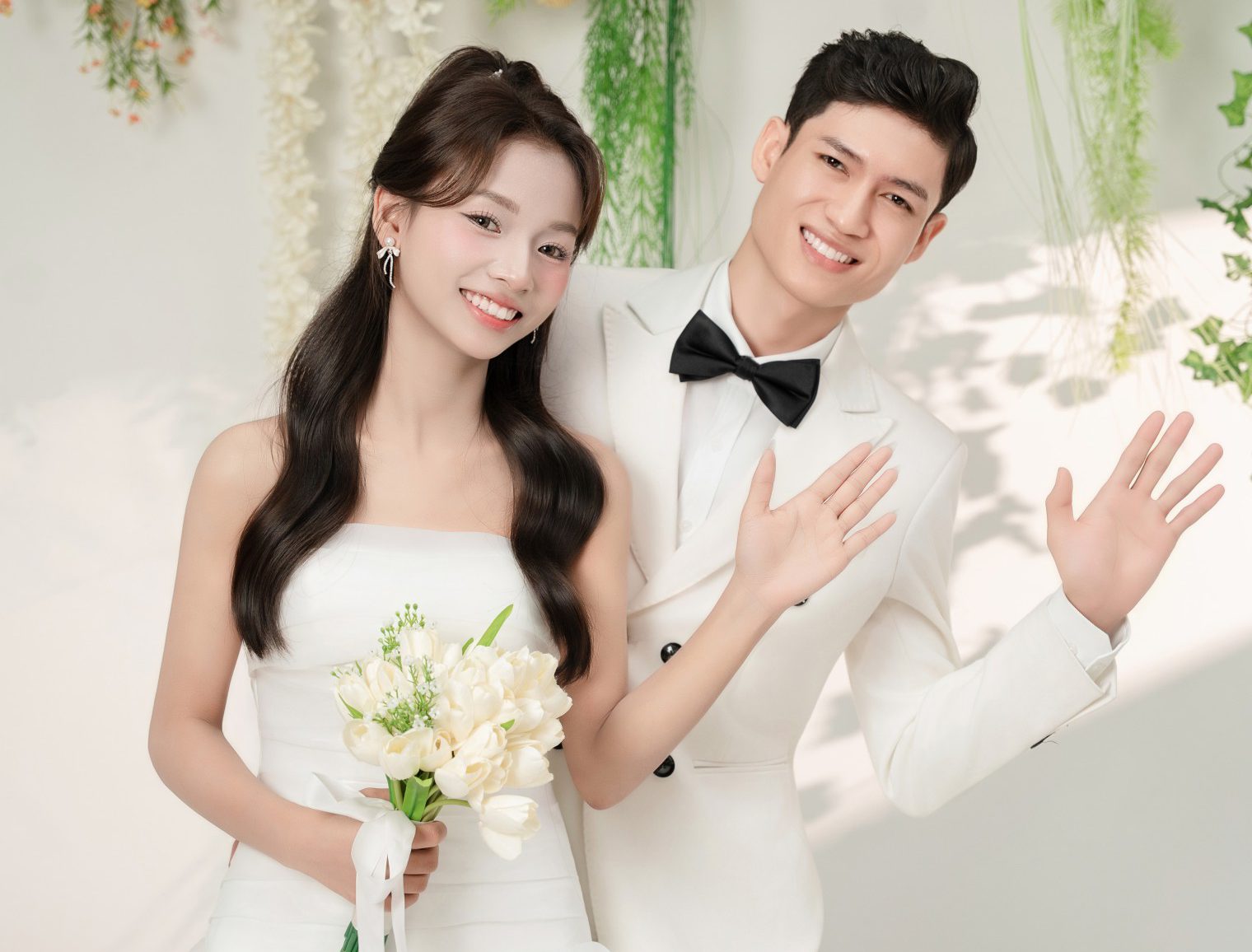 Văn Phú & Thu Hiền